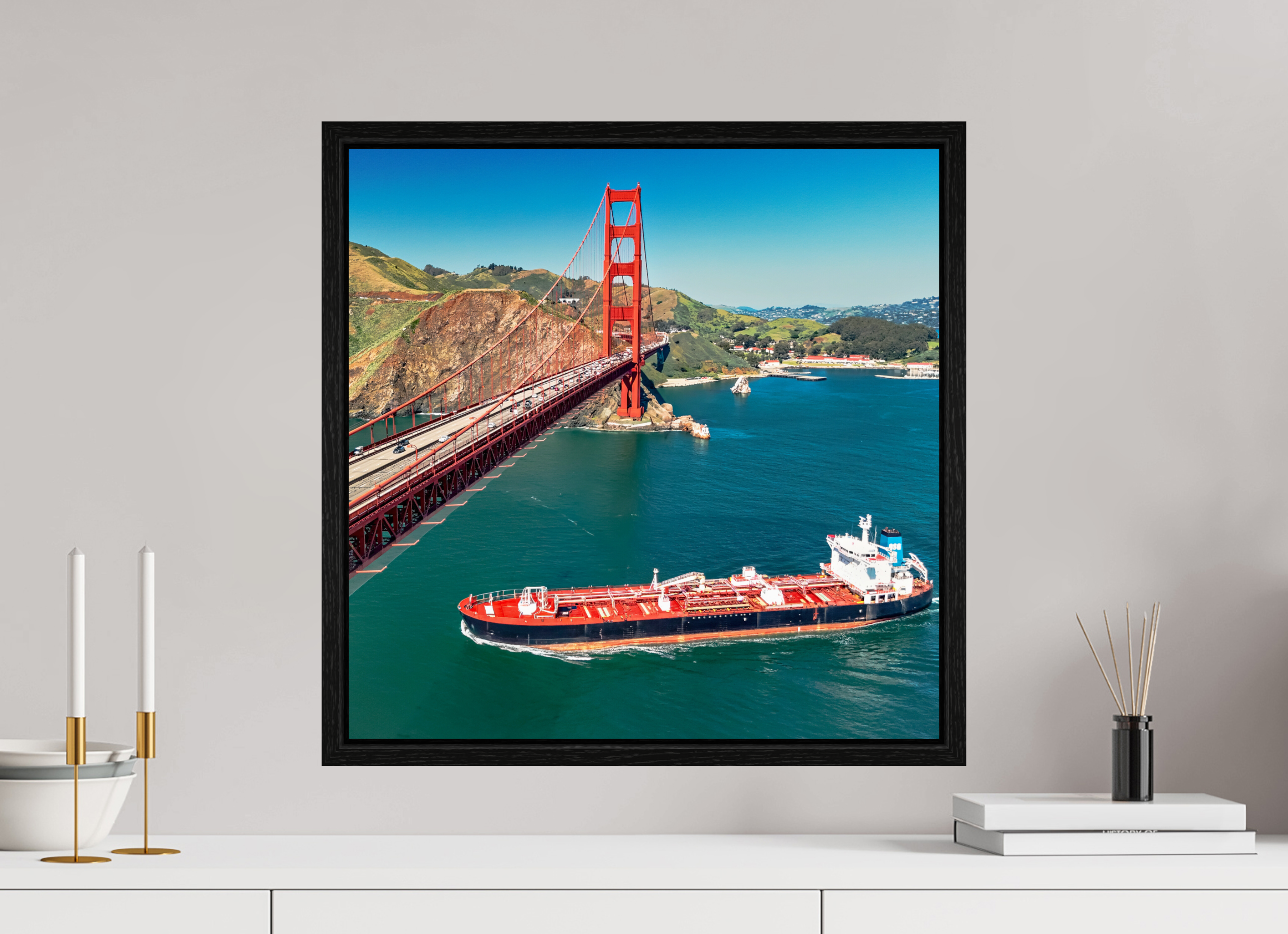 20 x 20″, Floater Frame Golden Gate Bridge